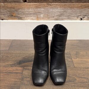 Dolce Vita Black Leather Ankle Booties